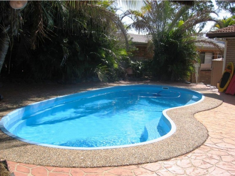 2 Bird Court, Frenchville QLD 4701