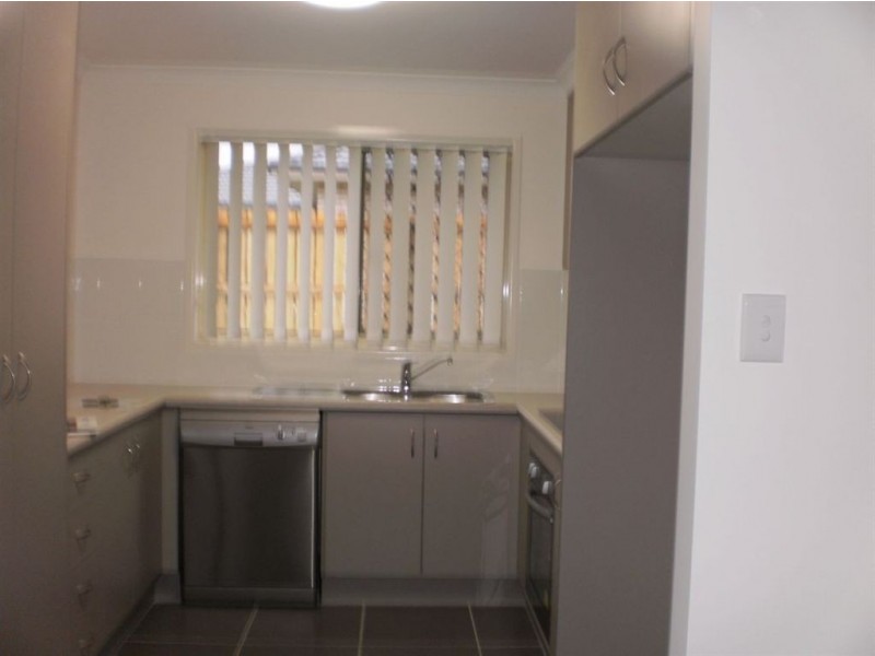 9 Mamalis Street, Gracemere QLD 4702