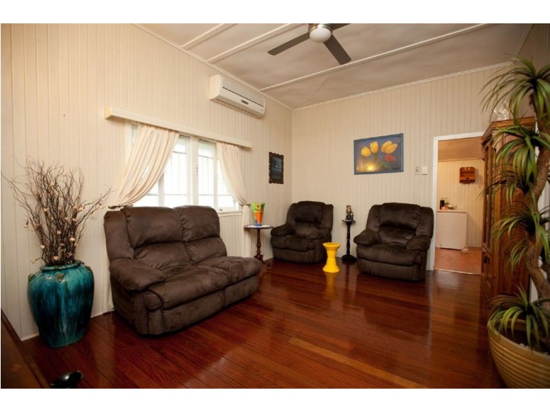 15 Berserker Street, Berserker QLD 4701