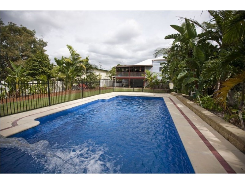 65 West Street, The Range QLD 4700