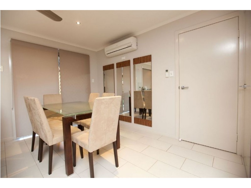 2/75 Edington Street, Berserker QLD 4701