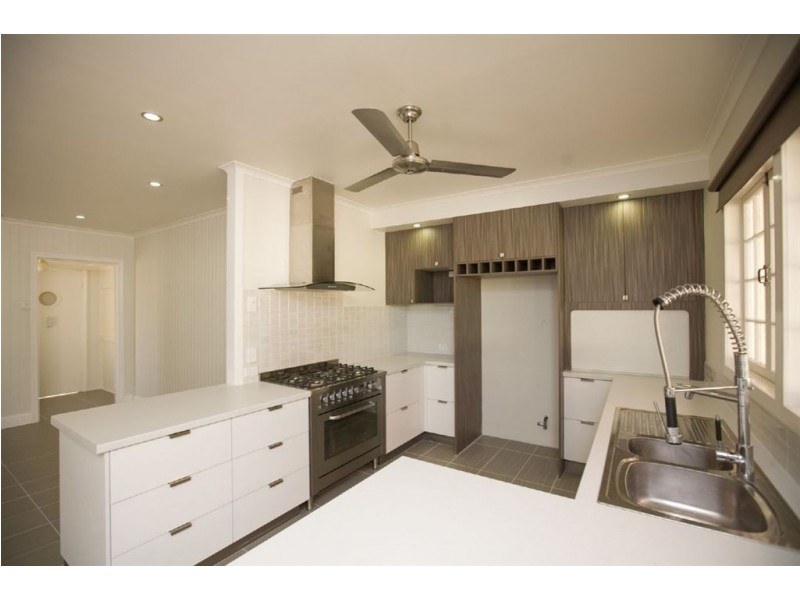 27 Eton Street, Rockhampton QLD 4700