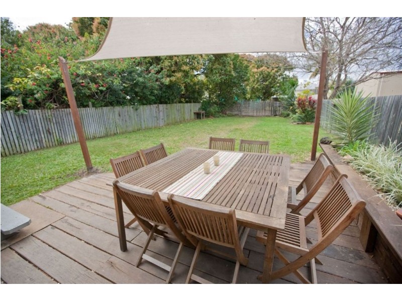 299 East Street, Depot Hill QLD 4700