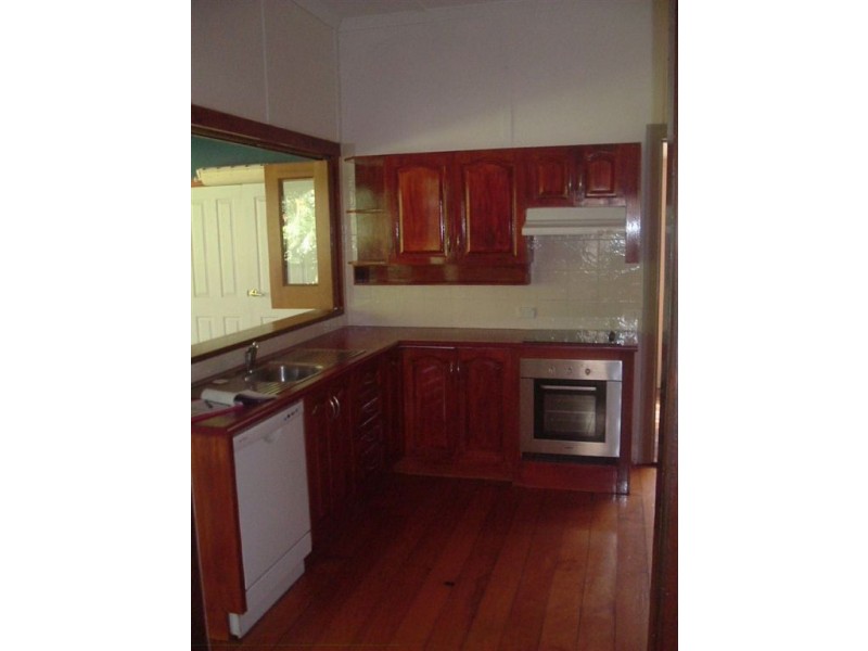 7 Oakley Street, Rockhampton QLD 4700