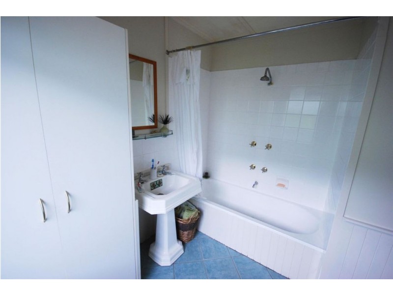 41 Jones Street, Wandal QLD 4700