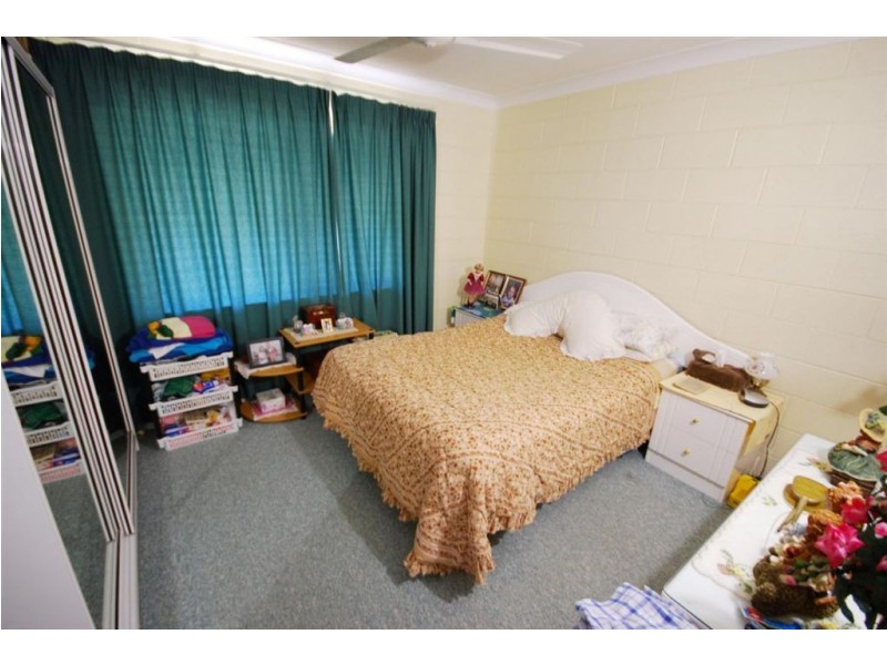 2/32 Cahill Street, Kawana QLD 4701