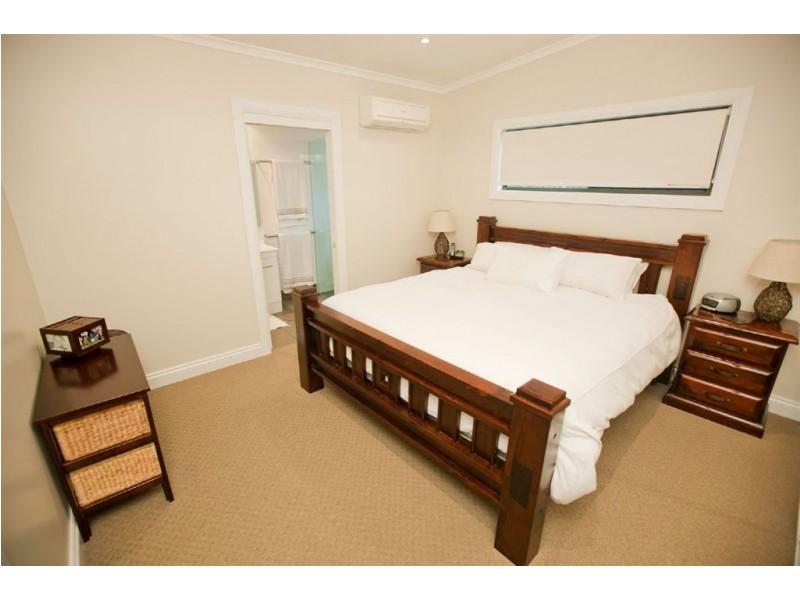 27 Glencoe Street, The Range QLD 4700