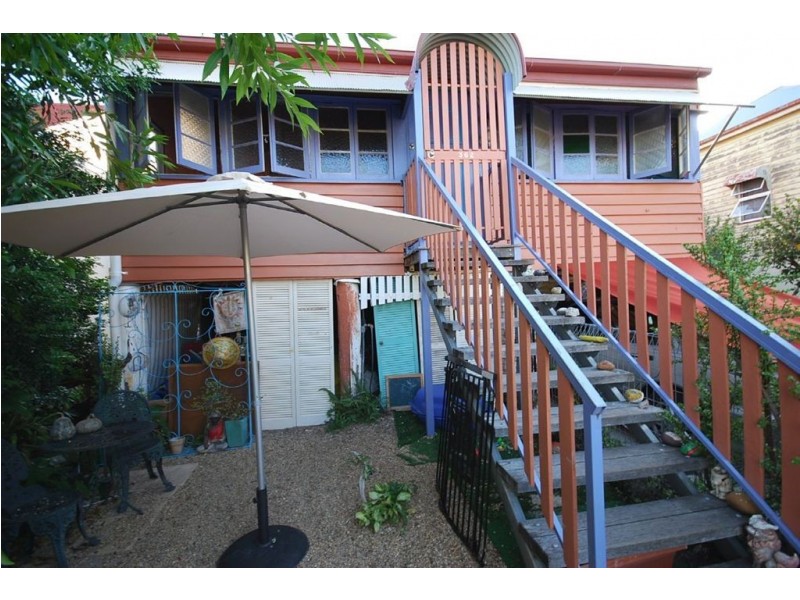 362 East Street, Rockhampton QLD 4700