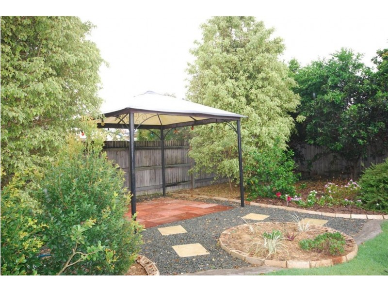 11 Gable Street, Koongal QLD 4701