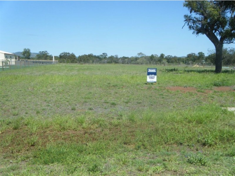 17 Robertson Road, Gracemere QLD 4702