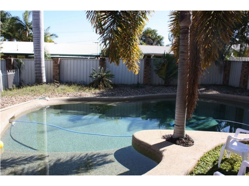 73 Kingfisher Parade, Rockhampton City QLD 4700