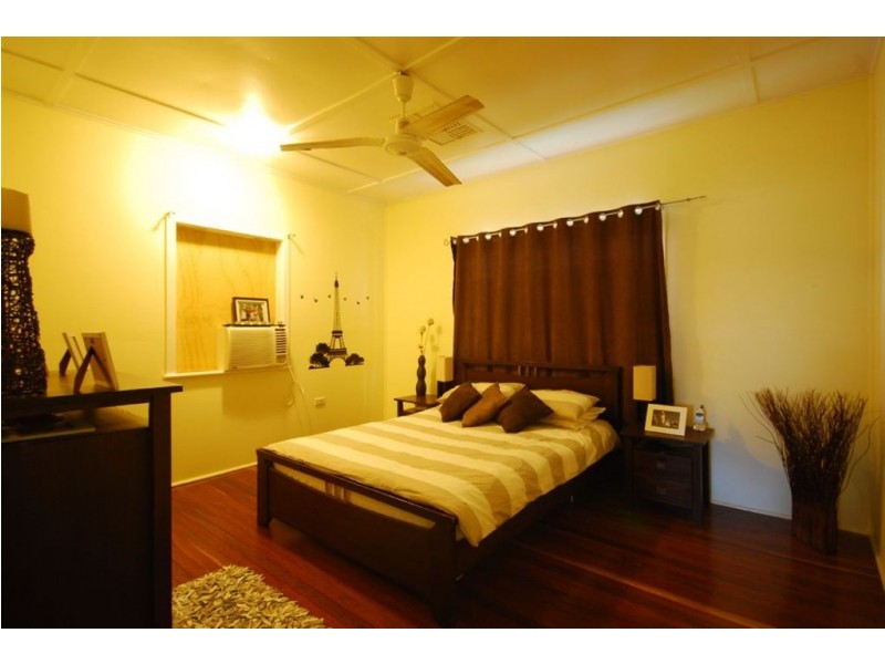 19 Eton Street, West Rockhampton QLD 4700