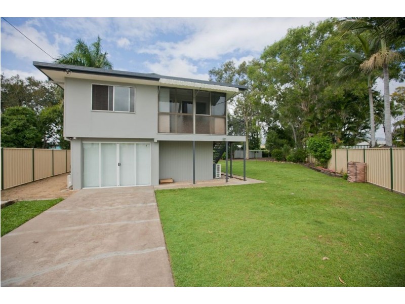 9 Barfoot Street, Kawana QLD 4701
