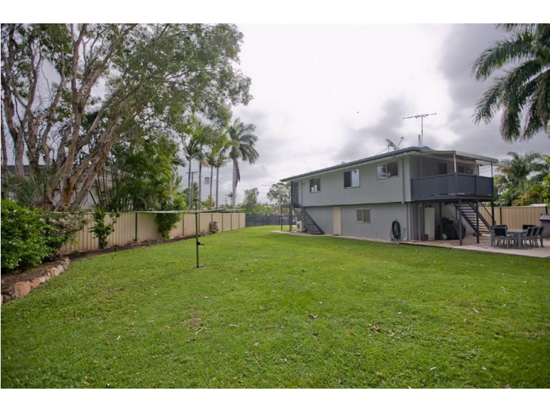 9 Barfoot Street, Kawana QLD 4701
