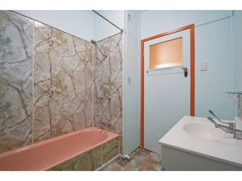 25 Gardner Street, The Range QLD 4700