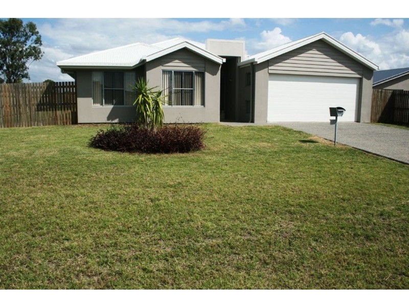 33 Maree Crescent, Gracemere QLD 4702