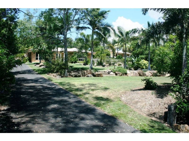 10 Samuel Crescent, Parkhurst QLD 4702