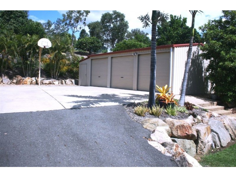 10 Samuel Crescent, Parkhurst QLD 4702