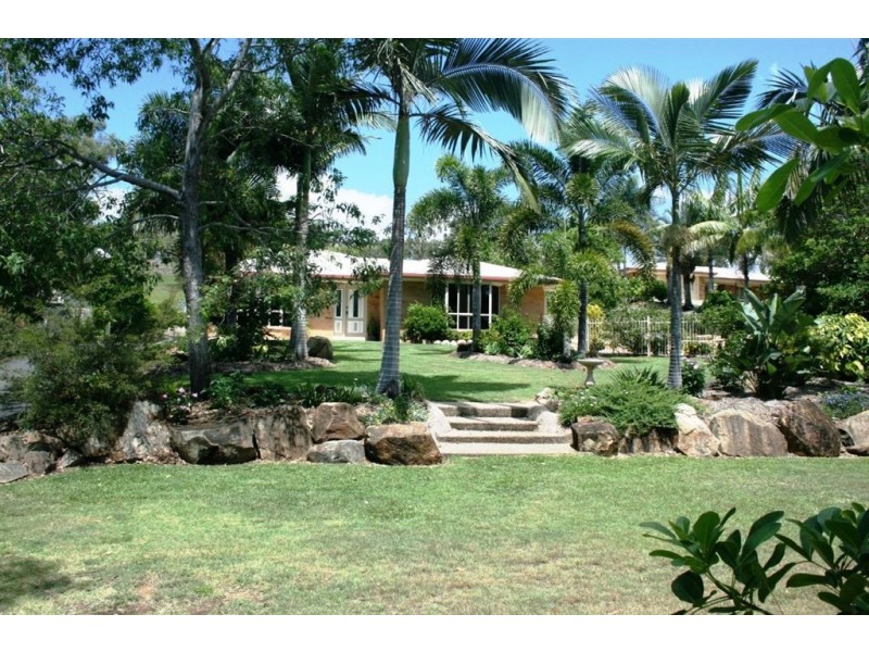 10 Samuel Crescent, Parkhurst QLD 4702