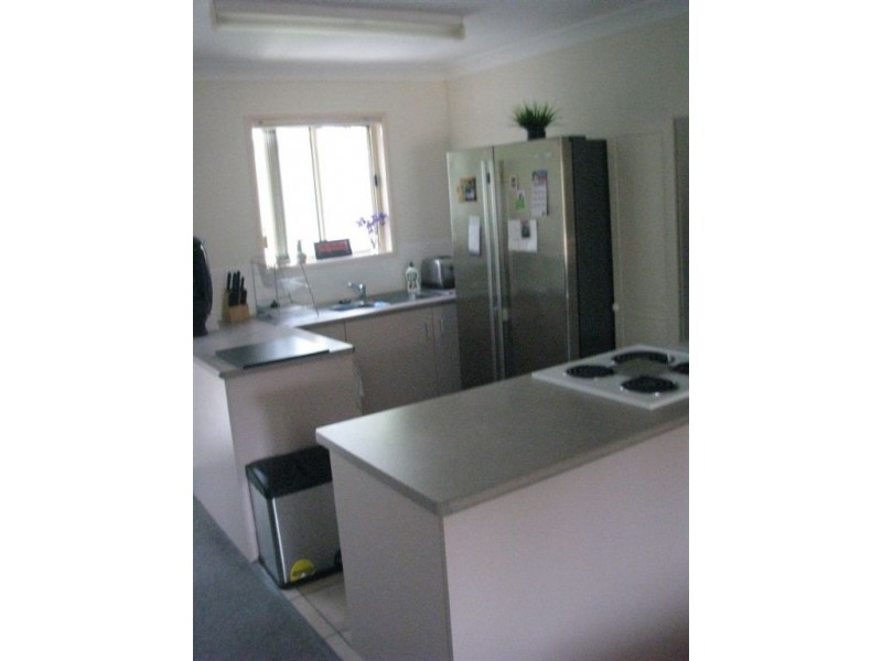 12/93 Pennycuick Street, Rockhampton City QLD 4700