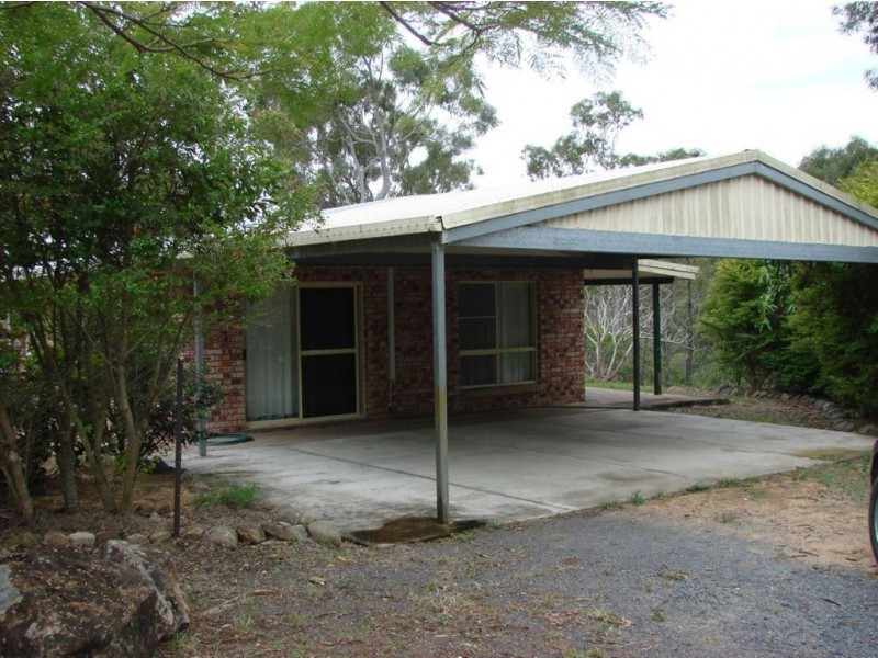 54 School Street, Mount Chalmers QLD 4702