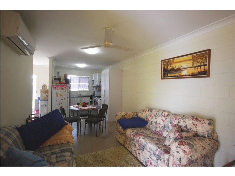 1/127 Menzies Street, Park Avenue QLD 4701