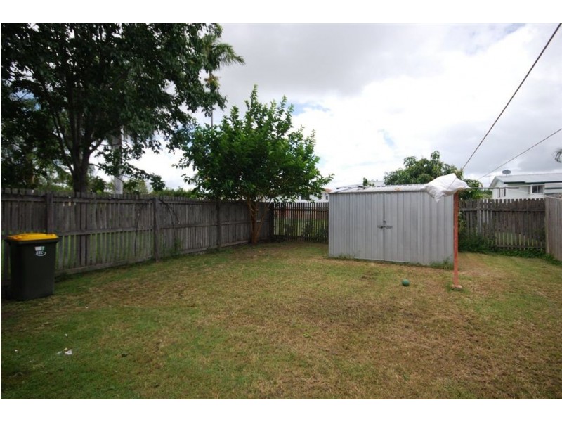 1/127 Menzies Street, Park Avenue QLD 4701