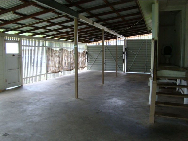 14 Bernard Street, Berserker QLD 4701