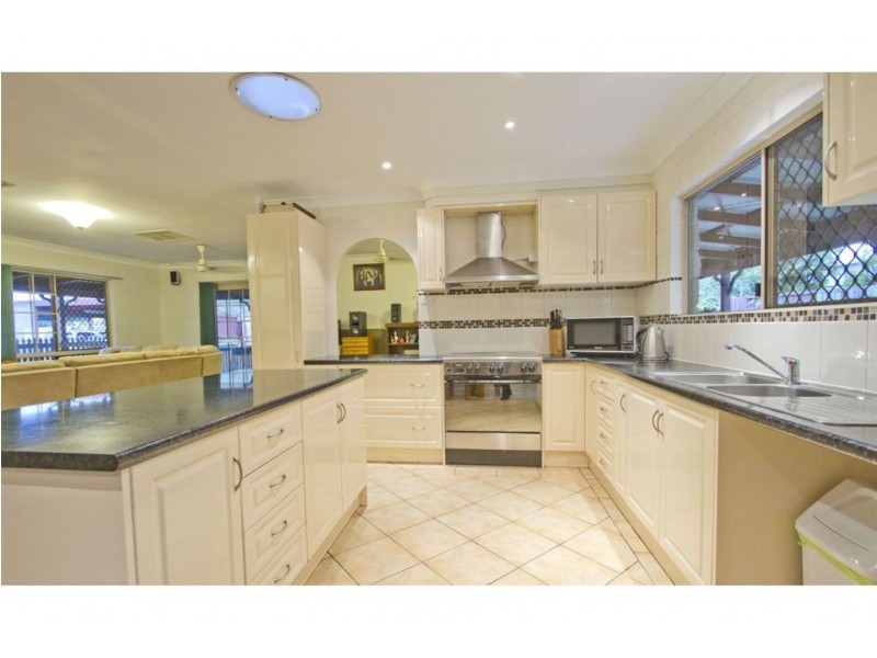 13 Zimitat Street, Gracemere QLD 4702