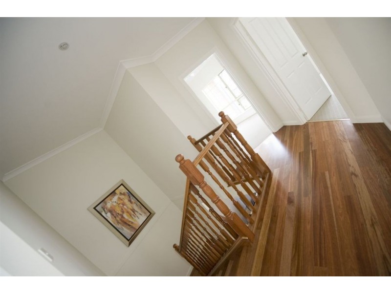 2/200 Denham, Allenstown QLD 4700