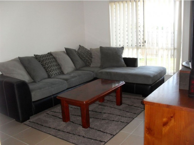 15 Tawarra Crescent, Gracemere QLD 4702