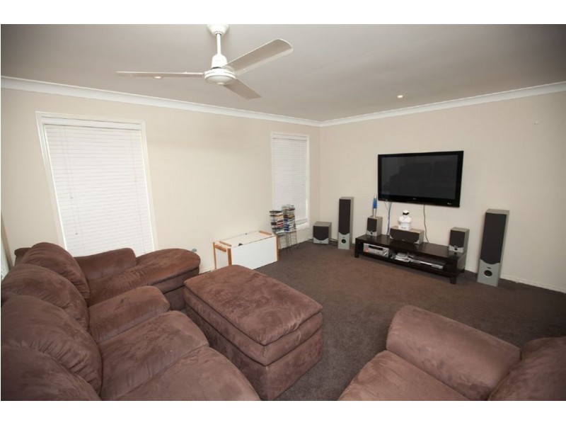 32 Stirling Drive, Rockyview QLD 4701