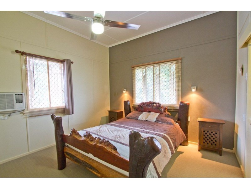 273 Mason Street, Koongal QLD 4701