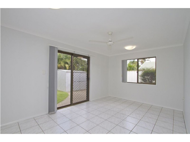 5 Leeds Avenue, Kawana QLD 4701