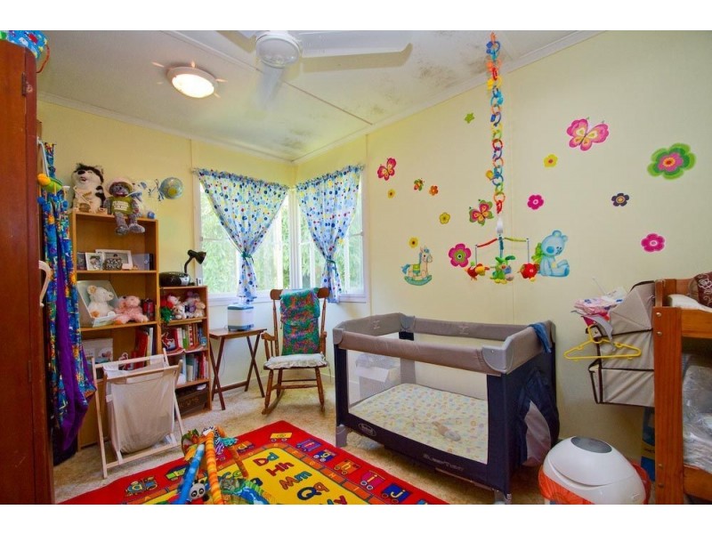 4 Wambool Street, West Rockhampton QLD 4700