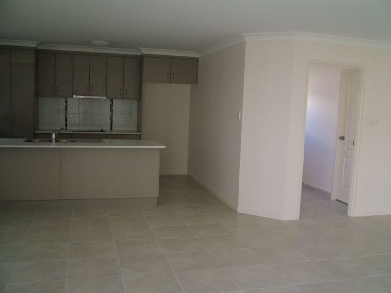 13 Kerrie Meares Crescent, Gracemere QLD 4702