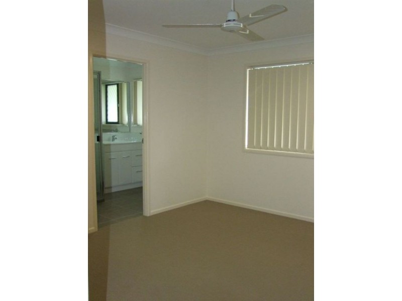 23 Joseph Street, Gracemere QLD 4702