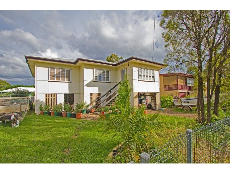 32 Underwood Street, Park Avenue QLD 4701