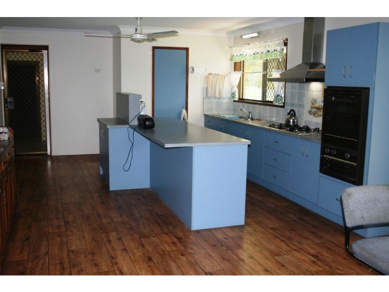 19 Vass Road, West Rockhampton QLD 4700