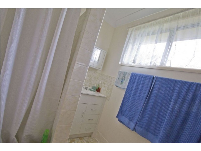 2/29 Underwood Street, Park Avenue QLD 4701