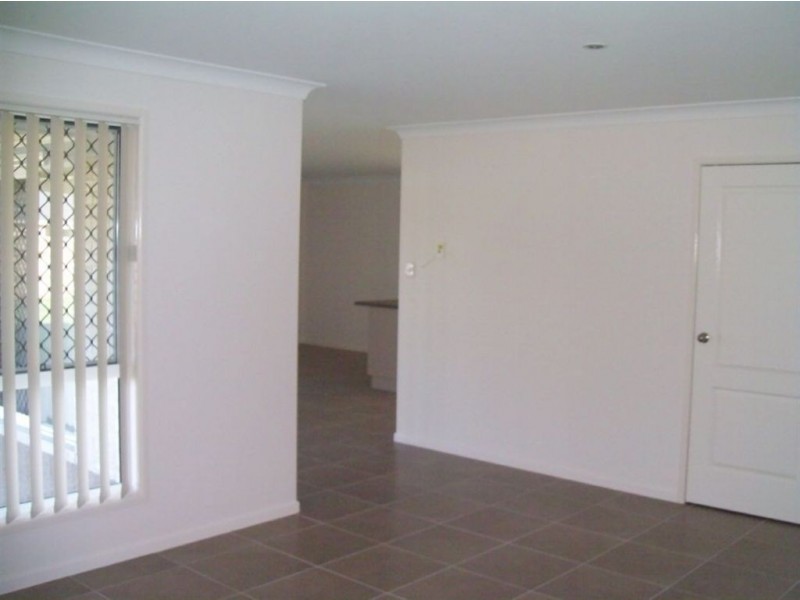 28 Joseph Street, Gracemere QLD 4702