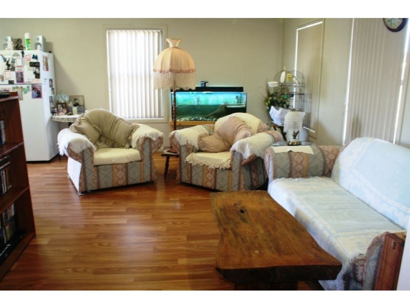 12 Maree Crescent, Gracemere QLD 4702