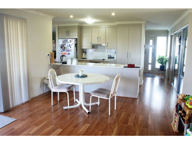 12 Maree Crescent, Gracemere QLD 4702