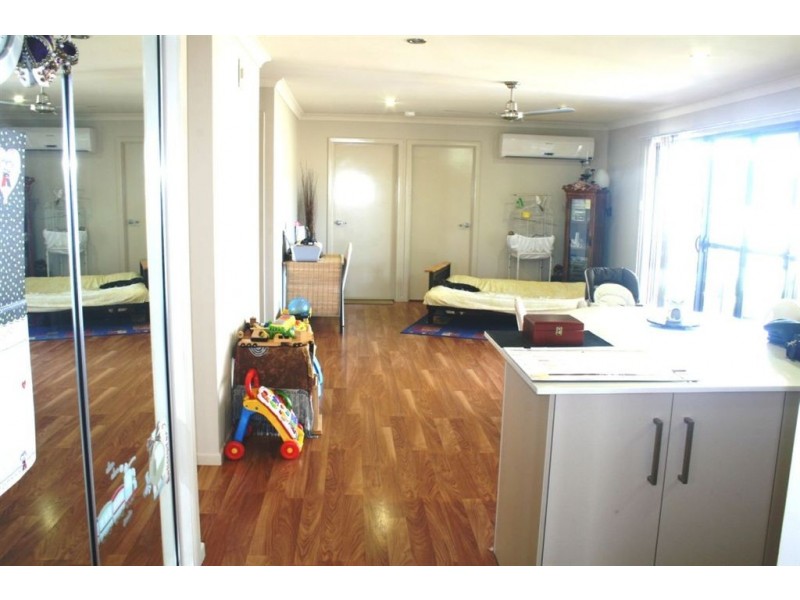 12 Maree Crescent, Gracemere QLD 4702