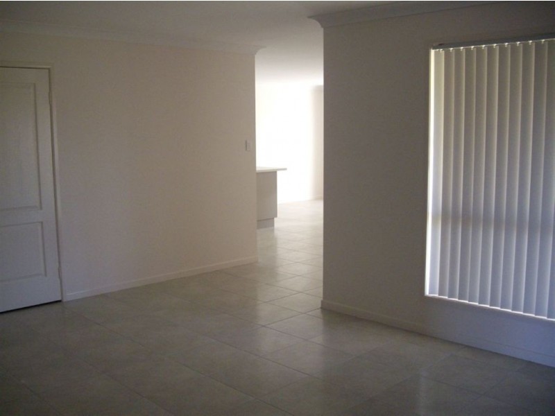 14 Kerrie Meares Crescent, Gracemere QLD 4702