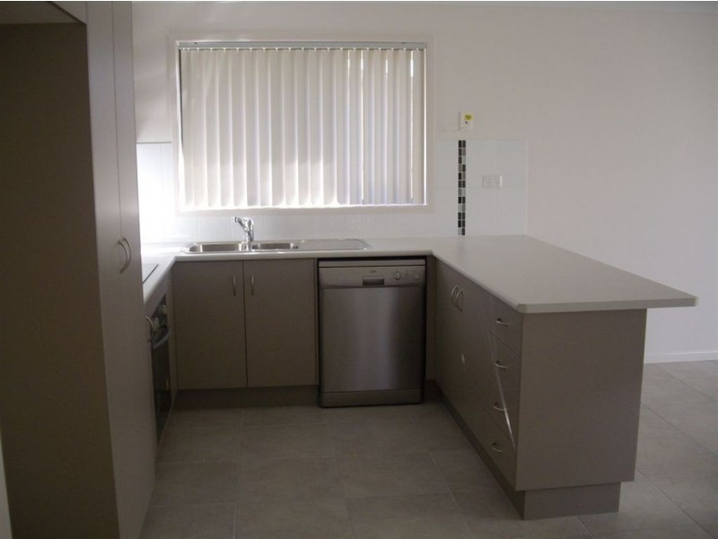 14 Kerrie Meares Crescent, Gracemere QLD 4702