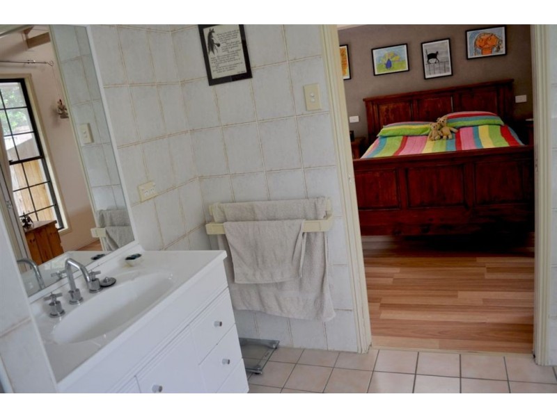 475 Eichelberger Street, Frenchville QLD 4701