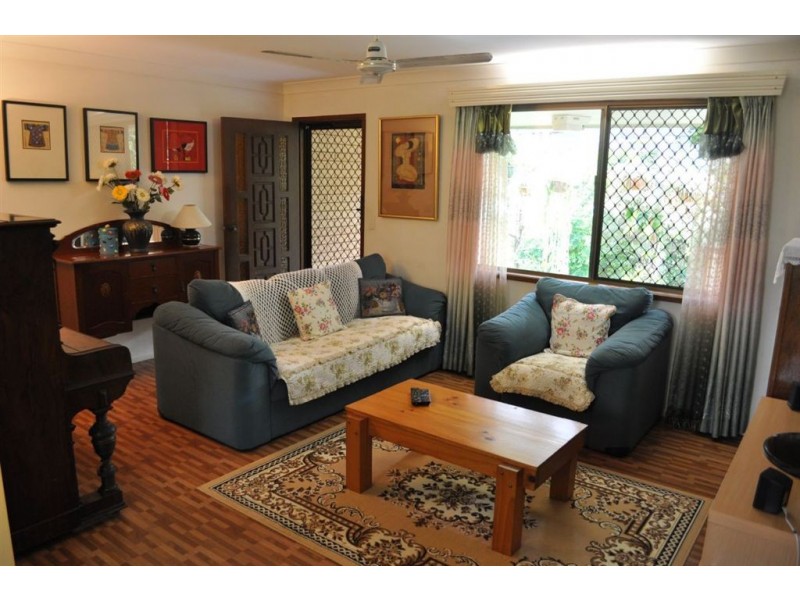 10 Gowdie Avenue, Frenchville QLD 4701