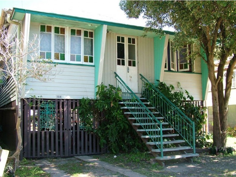 384 East Street, Depot Hill QLD 4700