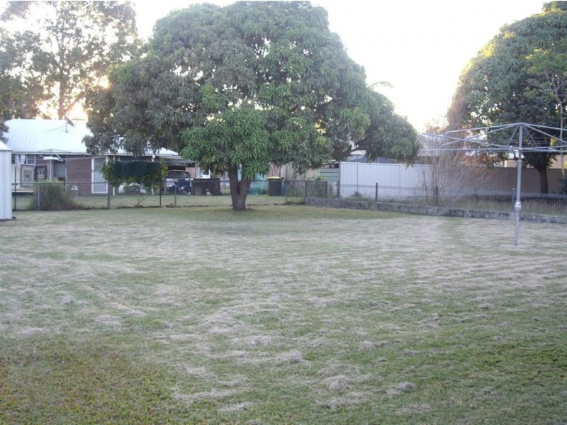 293 Hutton Street, Berserker QLD 4701